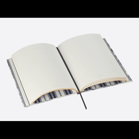 DIOR notebook 💯 Authentic - Picture 2 of 6